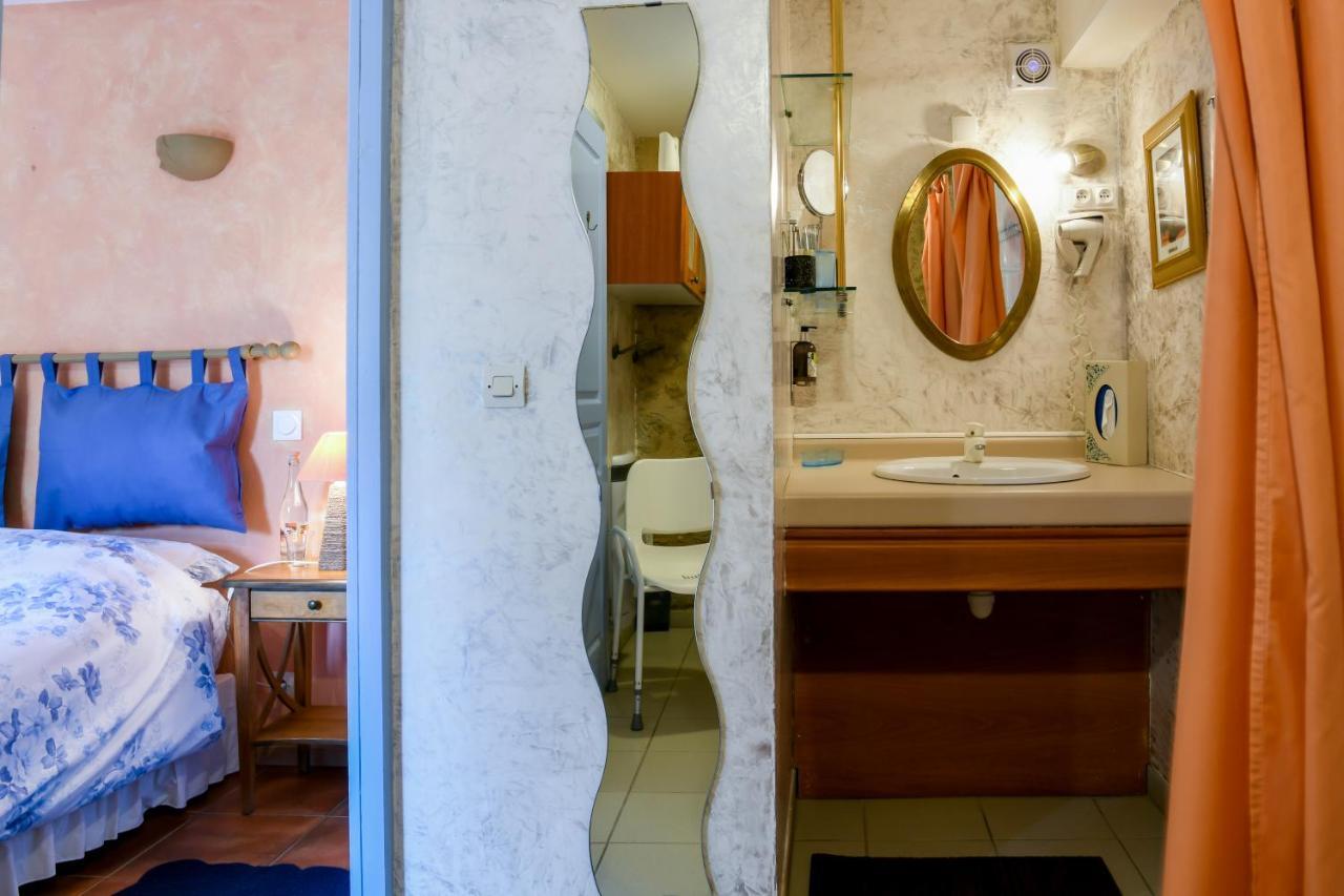فندق Logis Le Relais Du Bastidou Beaumarches المظهر الخارجي الصورة